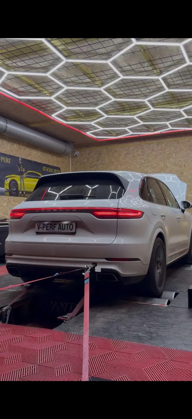 Porsche Cayenne sur banc de puissance V-Perf